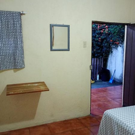 Hospedaje Basico El Jaguar Antigua Exterior foto